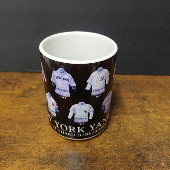 Vintage New York Yankees "It's Hard To Be Humble" Coffee Tea Mug, MLB - Picture 5 of 8